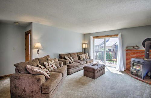 Lincoln Condo with Balcony - 6 Mi to Loon Mtn! - Foto 3