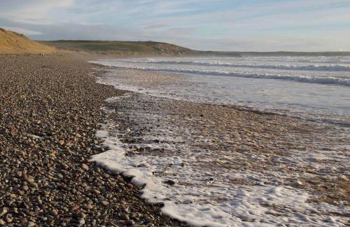 Family-friendly cottage - walk to stunning beach - Foto 29