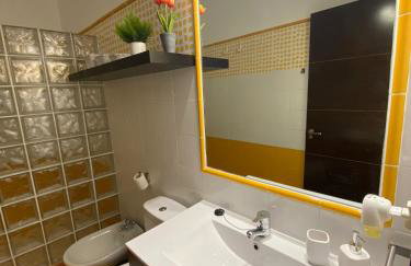 Apartamentos Los Descalzos Free Parking - Foto 56