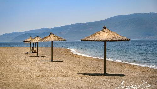 Lovely sea apartment Amarynthos - Foto 2