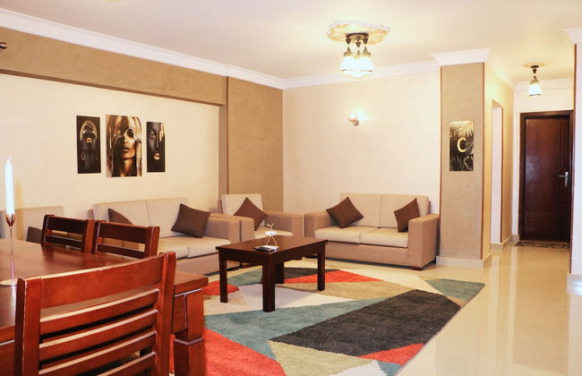 Golden Charming 3-bed Apartment in Cairo - Foto 1