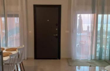 By the sea - Foto 11