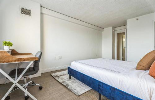 Legacy at Imperial Village 915 I 1 Bed 1 Bath - Foto 1