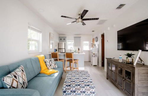 Walk Everywhere! 1-Bedroom Gem in Downtown Hub - Foto 2