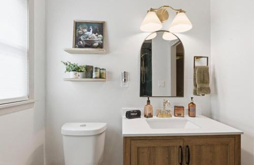 Tulsa Suite Spot-King Bed Near Expo, TU, Dtwn - Photo 24