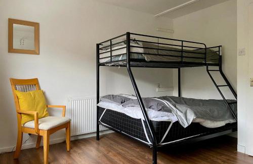 Cosy Contractors Retreat in Batley - sleeps 3 - Foto 2