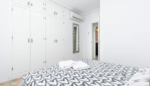 Playa del Pinet Apartment - Foto 4, towels, wardrobe