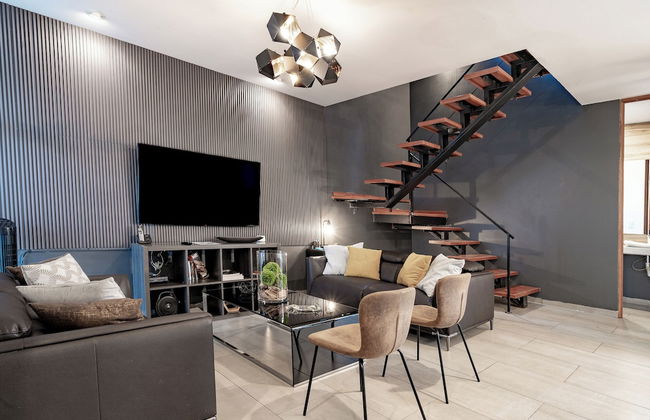 Luxurious 5-bedroom House With Air-conditioning & Private Rooftop in Juriquilla - Foto 15