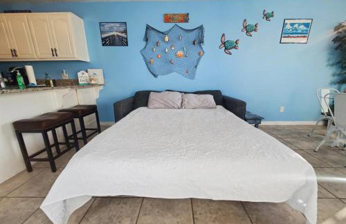 Navarre Beach Landing - Beach Gear Included - Walk to Beach - Sunset Views - Foto 54