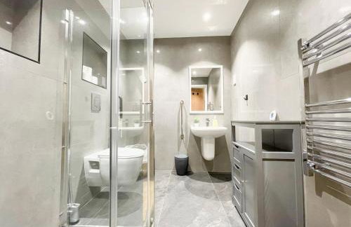 Cozy Studio Flat with FREE WiFi in Islington near Upper Street, Highbury & Angel Station by NourNest Apartments - Foto 12