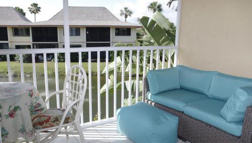 Chic Ocean Getaway - Walk to Beach, Pool & Hot Tub - Foto 2