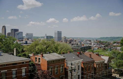 Stunning 4BR Townhome Rooftop City Views - Foto 77