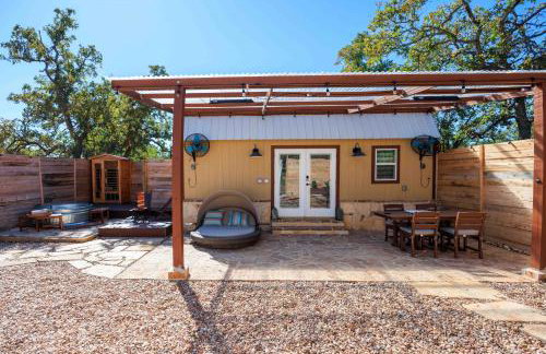 Romantic Tiny Luxury Retreat w heated pool, sauna n outdoor shower in Wimberley 10 acres - Foto 45