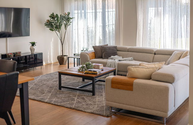 StayAU Newly Cozy Holiday House Tarneit - Foto 16