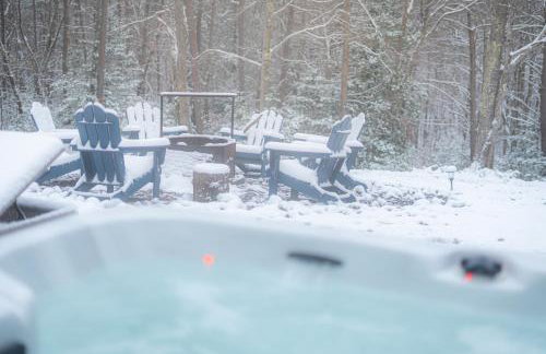 Wooded Circle - Barrel sauna, hot tub, fire pit - Foto 42