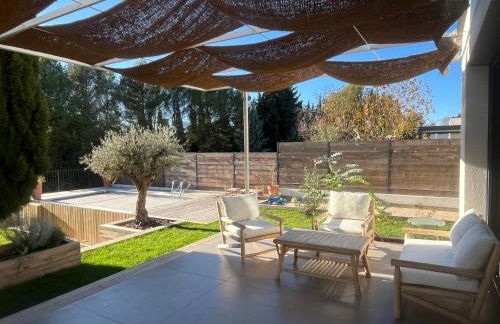 Grande Maison familiale lumineuse avec piscine - Foto 32