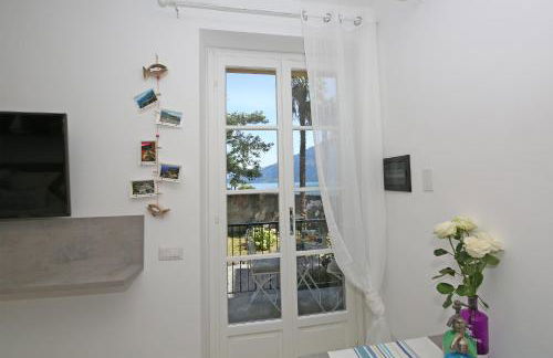 Apartment A lago private beach and parking - Foto 4