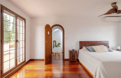 Preciosa villa con vistas al mar y al atardecer y piscina privada - Foto 9