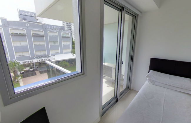 Arenas del Mar Apartments - Photo 12