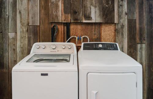 The Coastal Retreat Scenic Harbor Ocean Views Walk to Beach Restaurants - Foto 48