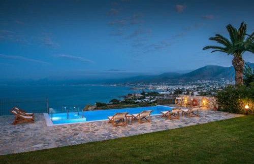Almyra Seaside Villa with Private Pool - Sleeps 9 - Photo 24