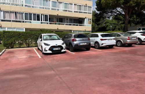 MARBELLA BEACHFRONT - Beachside apartment with stunning sea views - Photo 40