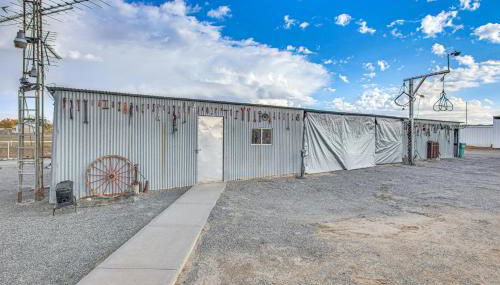 On 17-Acre Lot with Barn and Patio Rural Aztec Home - Foto 2