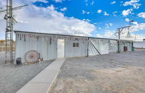 On 17-Acre Lot with Barn and Patio Rural Aztec Home - Foto 2