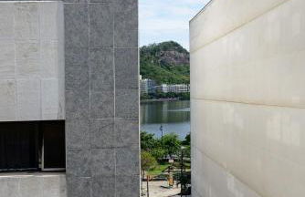 Flat c/ Limpeza Diária e Estacionamento - LB507 - Foto 49