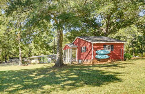 Lakeside Cedar Pines Bungalow 5 Mi to Main St! - Foto 22