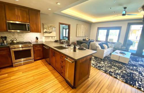 Ski In/Out - Zalanta - Great Location- 2 Hot Tubs - Heated Pool - Foto 18