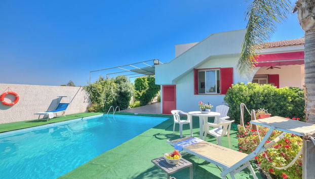 Villa Strea With Pool - Happy Rentals - Foto 2, Imagen principal