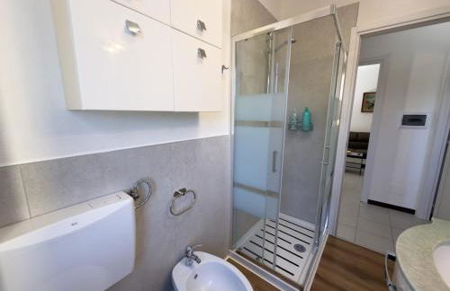 Cozy Lake House Angera - Foto 38