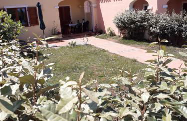 casa mirice in residence con piscina ,wifi,climatizzatore vicino al mare - Photo 2