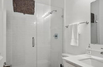 Trendy Studio With Private Parking Near Tx Med Ctr - Foto 32