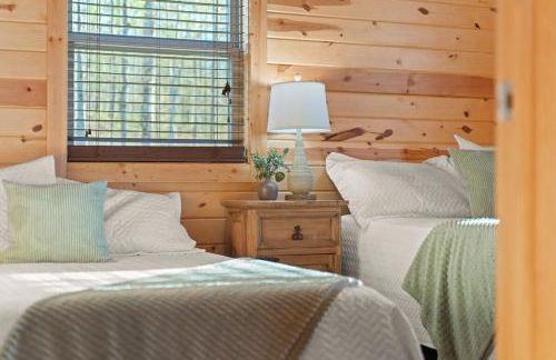 Cabin 4 Mtn View Cabin Near River with Fire Pit and Hot Tub - Foto 19