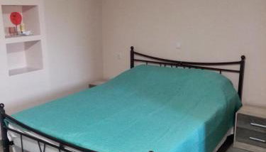 SamolisApartment - Photo 4