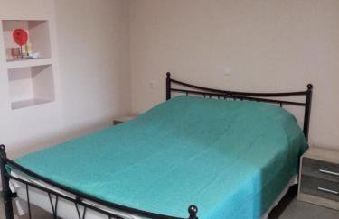 SamolisApartment - Photo 4