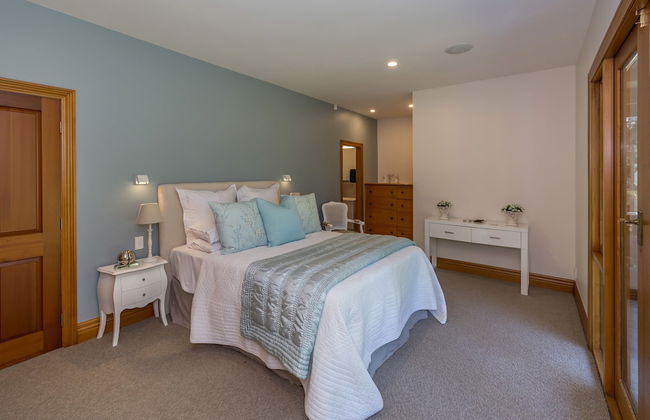 Bond Estate Luxury Accommodation - Foto 3