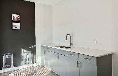 Luxury 2B2B Penthouse with Balcony Downtown 542Blvd - Foto 10