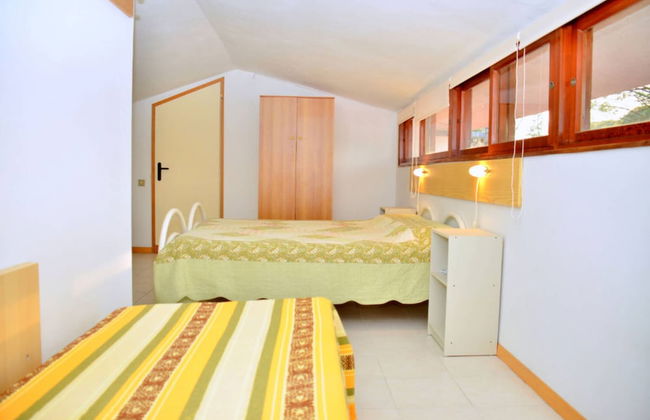 Wonderful Villa With Private Garden - Foto 12