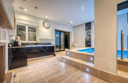 La Villa - Piscine / Karaoké / Jeux - Foto 32