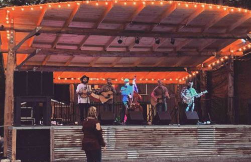 Entire Home - 4 Bedroom - Canandaigua - Steps Off Downtown - Walking distance to Restaurants, Shops, Breweries & Pubs - Foto 35