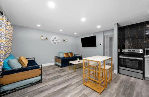 Cozy 1BR King Bed with Pool and Free Park - Foto 7