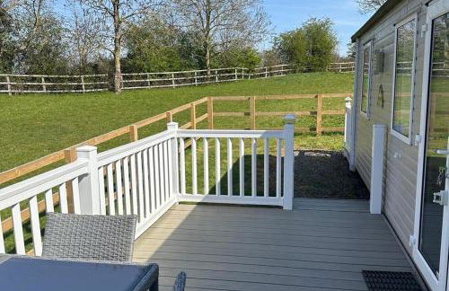 Caravan in Holcot - Sleeps 6 - Pet Friendly - Foto 38