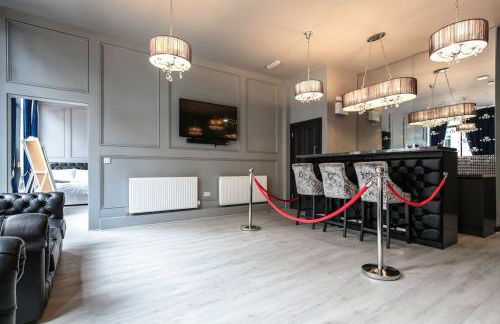 The V.I.P Suite - Sleeps 24! Best for large groups - Foto 41