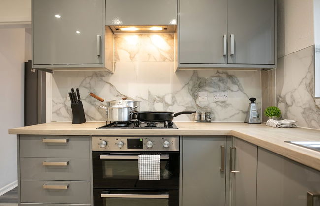 Nottingham Top Serviced Home - Photo 23