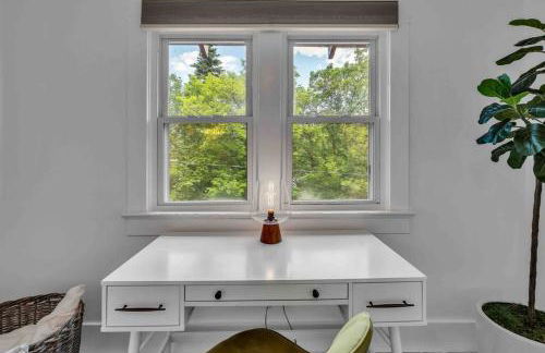 Where We Roam Log Cabin with Mountain Views - Foto 11