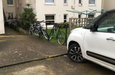 Seaview Retreat Private Parking - Photo 16