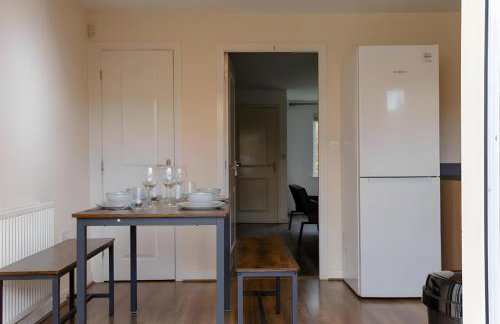 FREE parking, LARGE House for Contractors & Families, Sleeps 7, 25 mins to MANCHESTER & LIVERPOOL - Foto 49